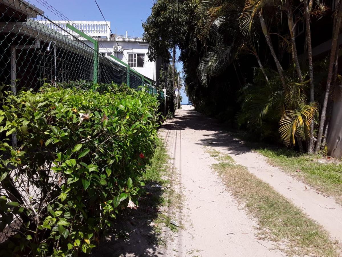 Hotel Playa Caribe Tela Kültér fotó